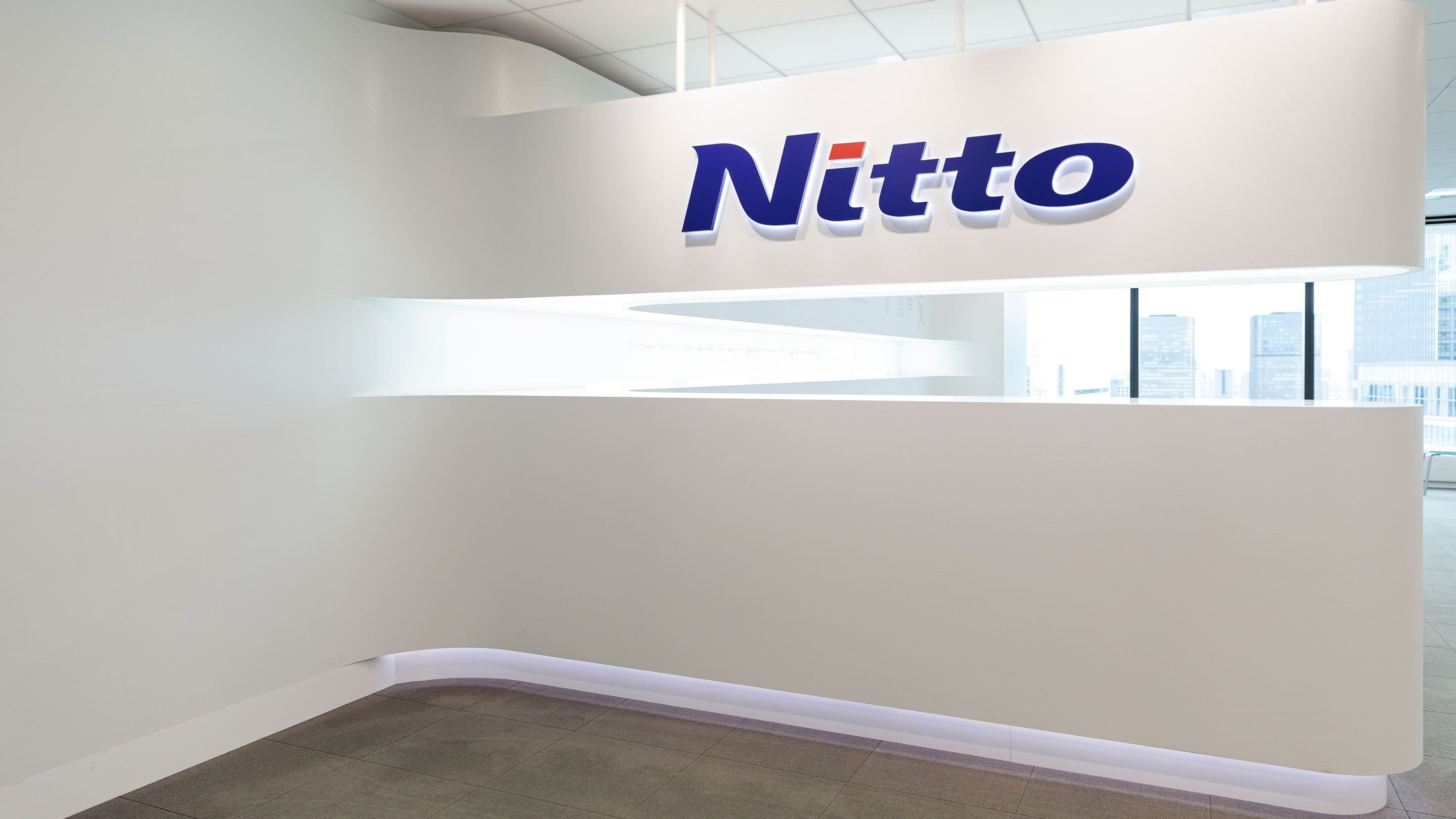 Nitto Denko Corporation: Unificación del entorno de formación a nivel global y fomento de la formación con una integración y experiencia de usuario excelente
